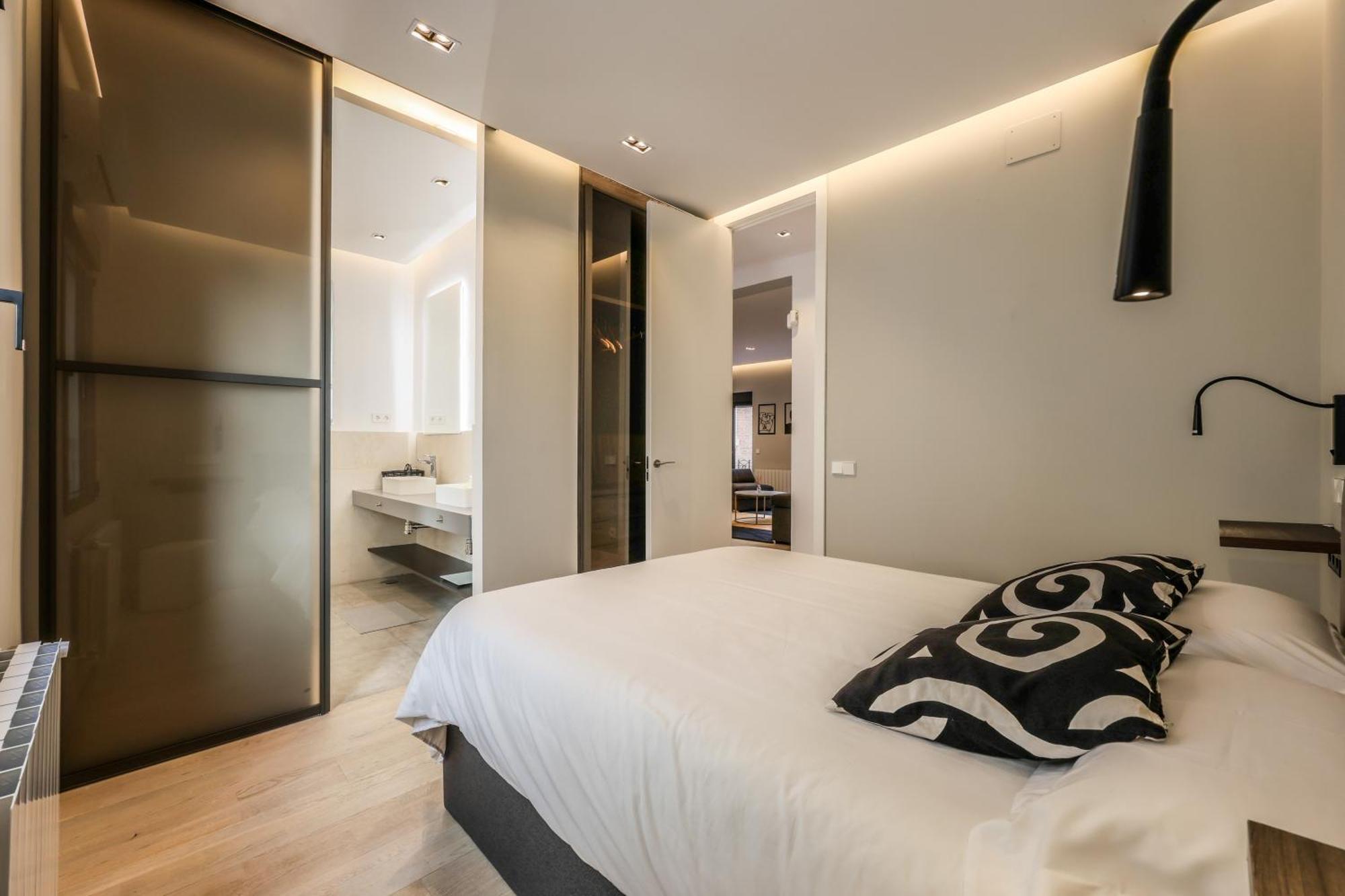 En El Corazon De Madrid, Casa Moderna公寓 外观 照片